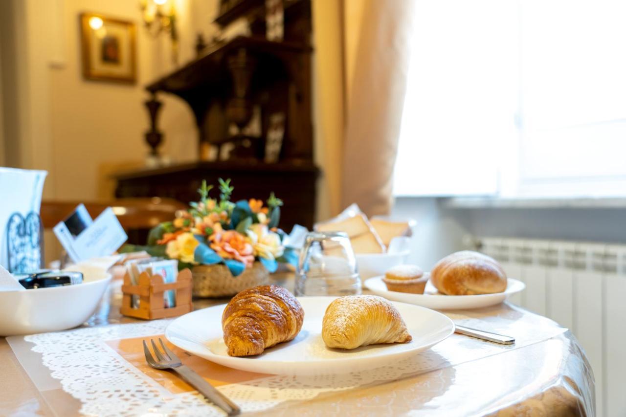 Real Borbone Bed & Breakfast Caserta Bagian luar foto